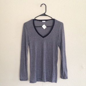 NWT Splendid Navy/Grey Striped V-Neck Tshirt sz s